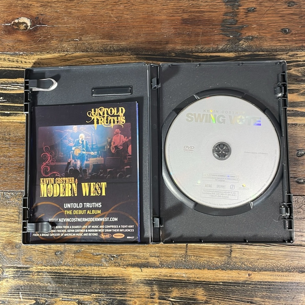 Swing Vote DVD - Picture 3 of 4